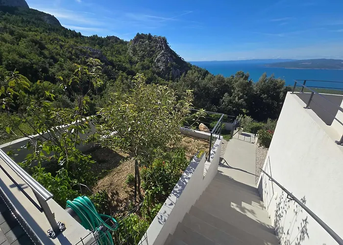 Alta Vista Villa
