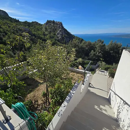 Adria Horizon Villa