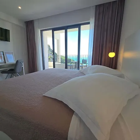 Adria Horizon Villa Bast