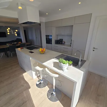 Adria Horizon Villa *